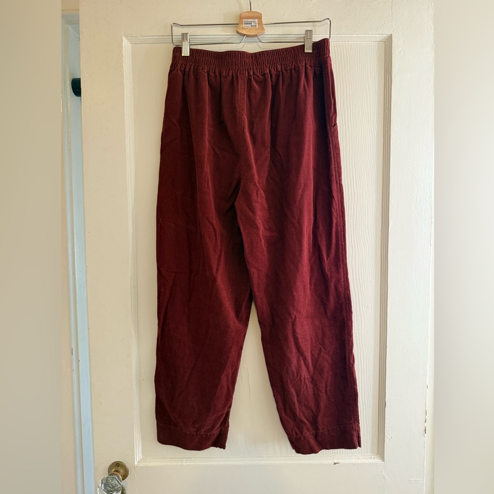Madewell Curvy Tapered Huston Pull-On Crop Pants in Corduroy - Picture 8 of 9